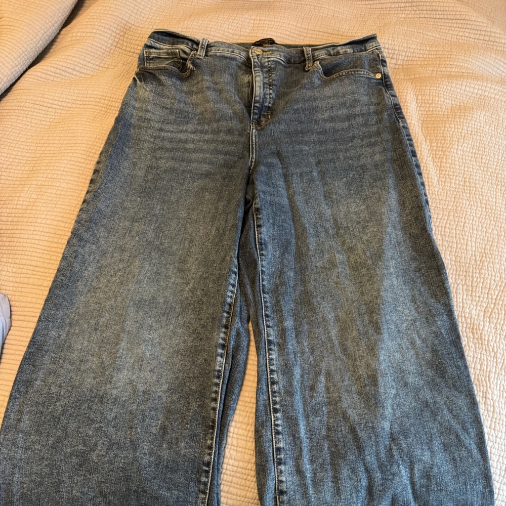 Banana Republic Medium Blue Straight Leg Jeans